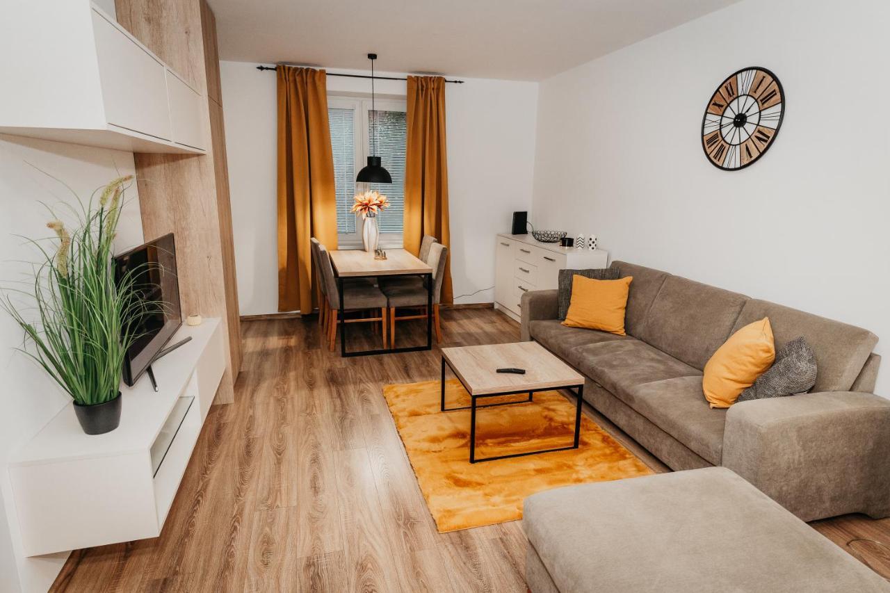 Old Town City Center Apartment 2 - Private Parking Included Koszyce Zewnętrze zdjęcie