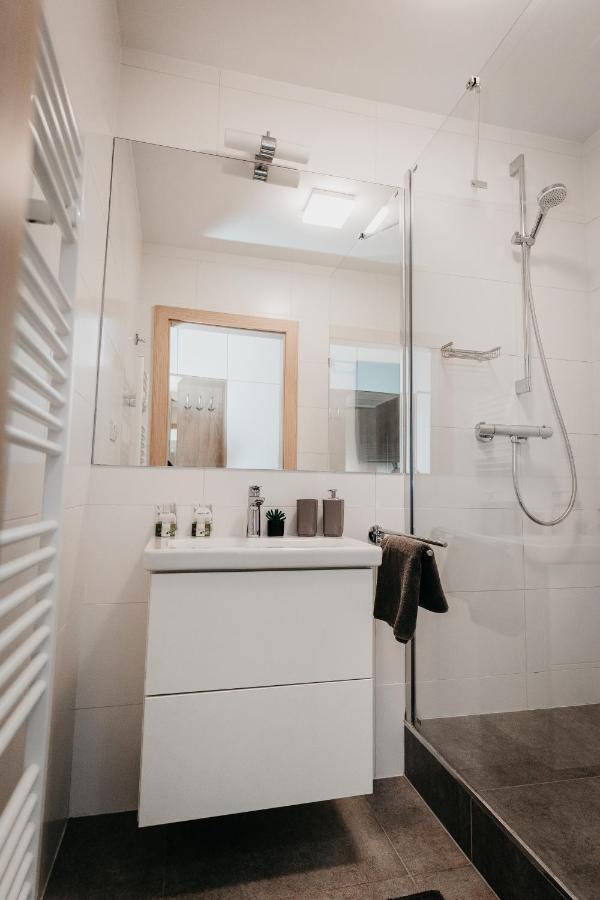 Old Town City Center Apartment 2 - Private Parking Included Koszyce Zewnętrze zdjęcie