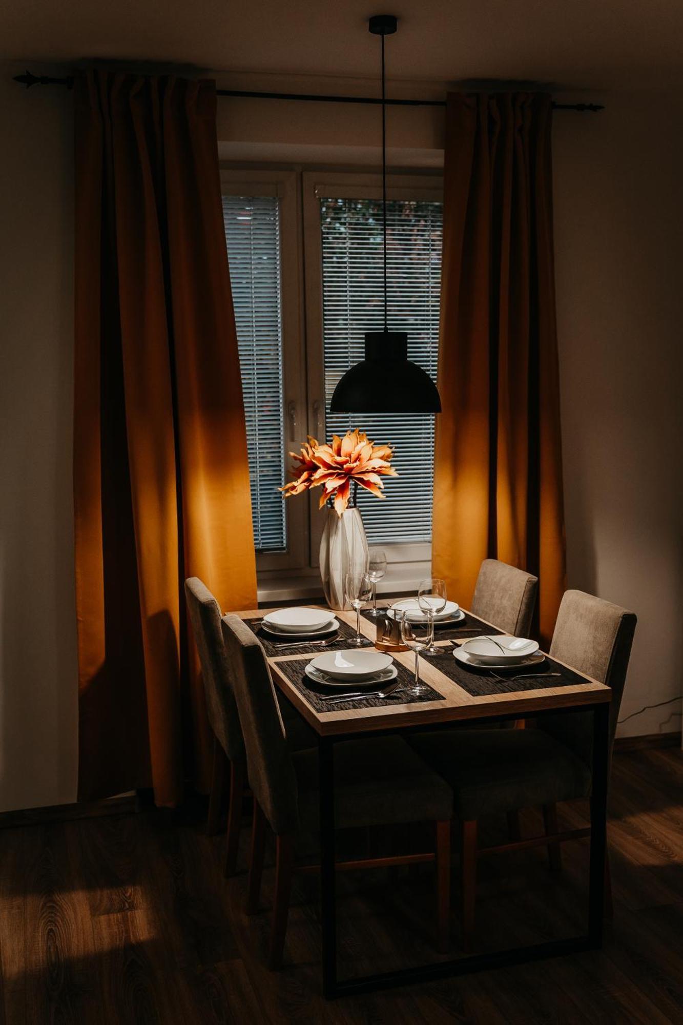 Old Town City Center Apartment 2 - Private Parking Included Koszyce Zewnętrze zdjęcie